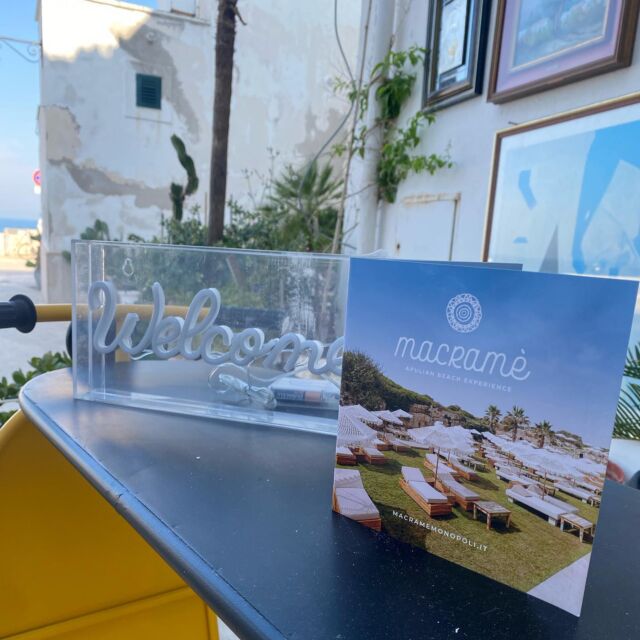 Vi presentiamo un’altra nostra partnership! Macramè è situato nella parte più naturale di Monopoli, nel cuore della macchia Mediterranea, caratterizzata dai tipici colori Pugliesi!🌊

Introducing another of our partnerships! Macramè is located in the most natural part of Monopoli, in the heart of the Mediterranean scrub, characterized by the typical Apulian colors!🌊

#mare #monopoli #estate